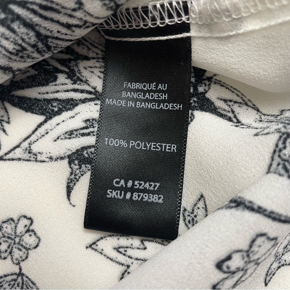 Lily Morgan Flutter Sleeve Blouse Black & White Botanical Floral Women’s Medium - Picture 8 of 8